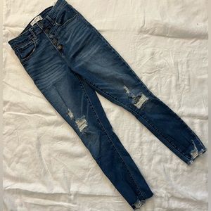 Abercrombie and Fitch Super Skinny Ankle High Curve Love size 26/2